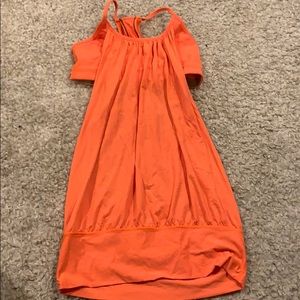 lululemon no limits tank: size 4